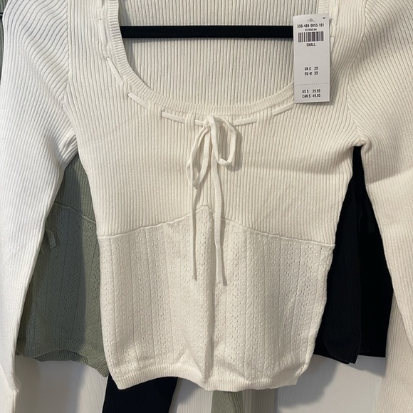 Hollister 3 bundle tops - Picture 5 of 5